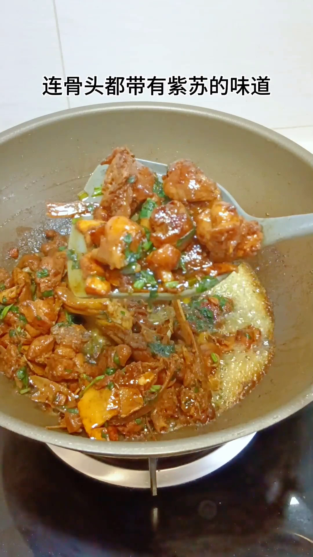 江西美食:紫苏焖鸭,超级好吃的一道菜