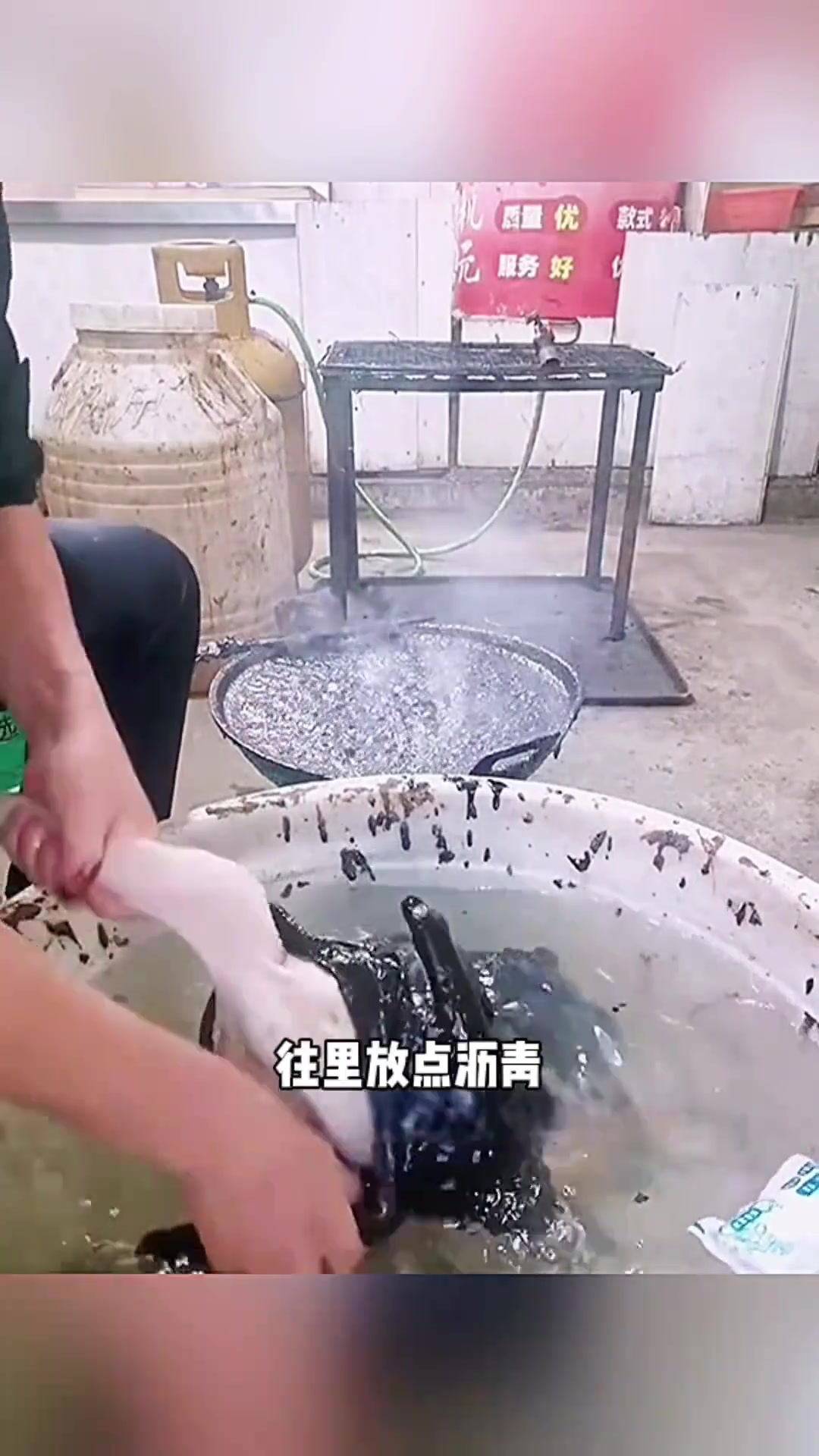搞笑家庭聊天:鸭子剃毛和脱毛膏的奇妙联想