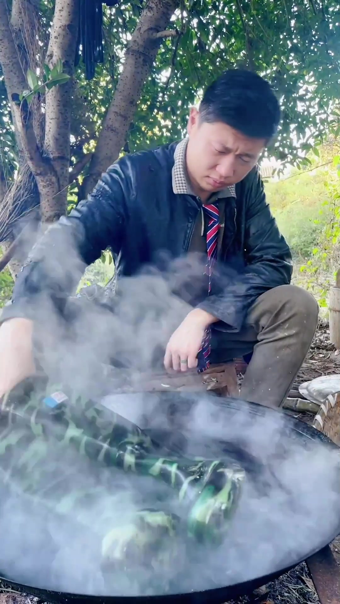 老坛酸菜牛肉面干净又卫生，自己家做的