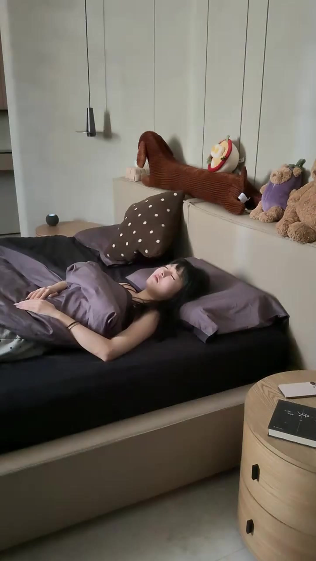 机器人买早餐，竟然被抱走了