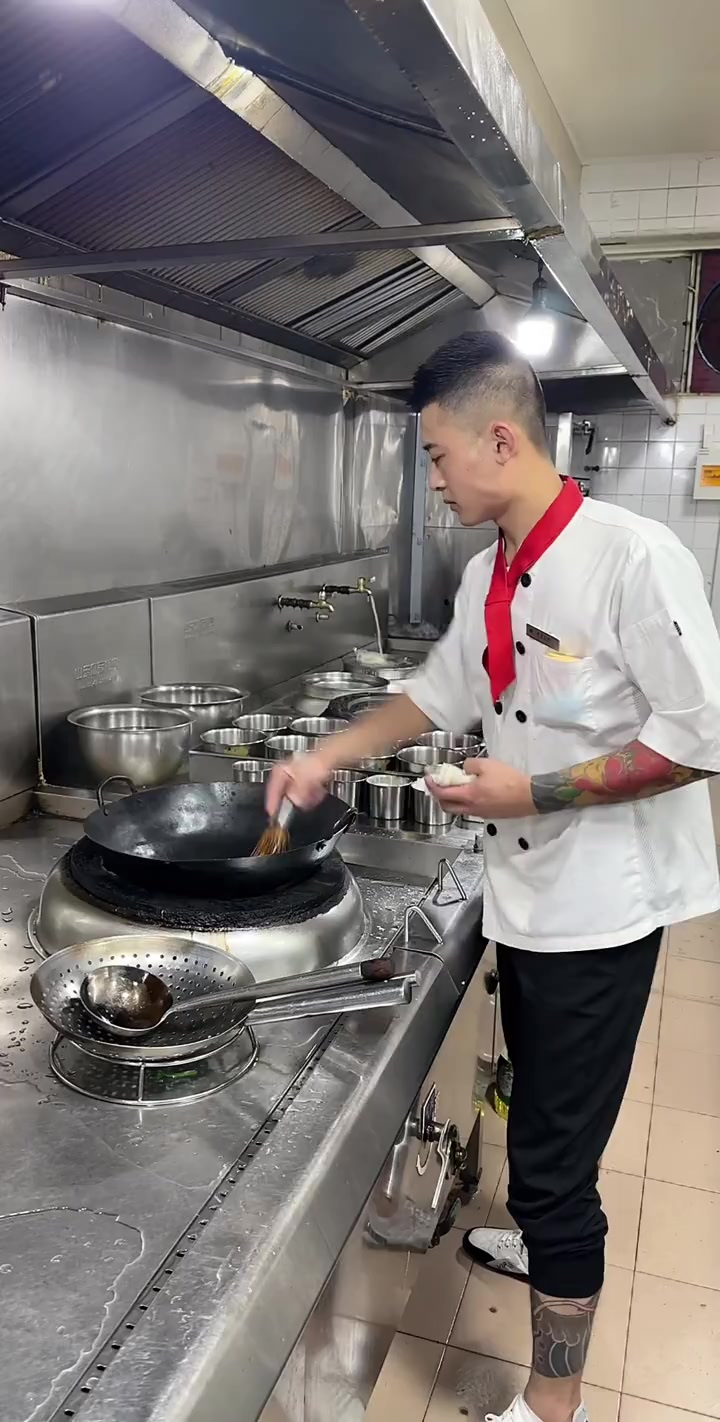 当年靠这这一道爱心蛋炒饭 把女朋友拿下的 快艾特另一半给你