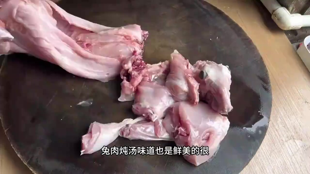 河南美食之清炖兔肉，汤鲜肉嫩