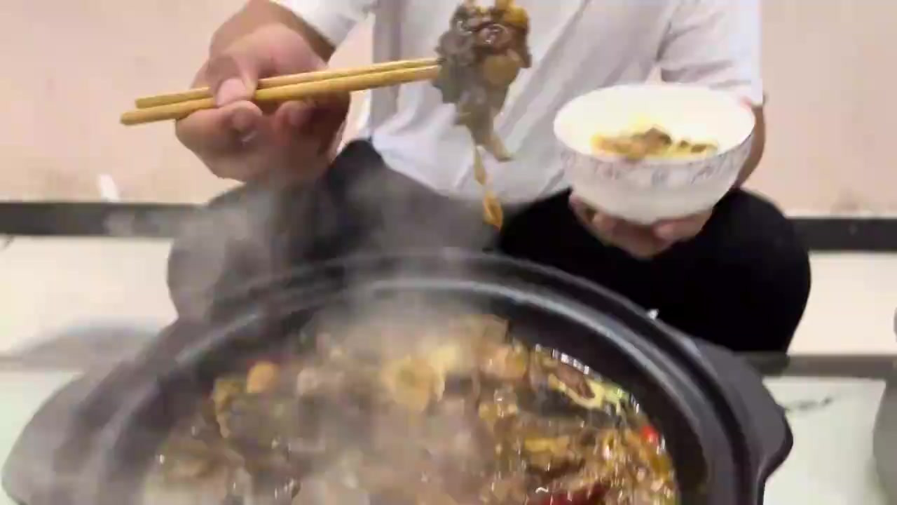 红烧甲鱼这么做，才面香不塞牙