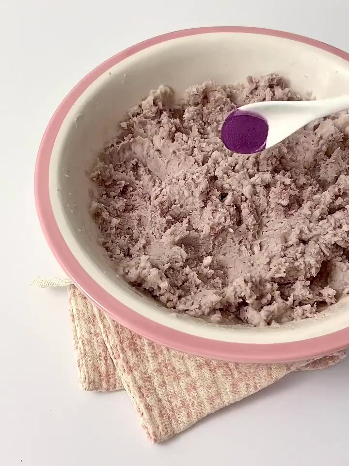 芋泥奶酪冰皮月饼,做一次就会爱上