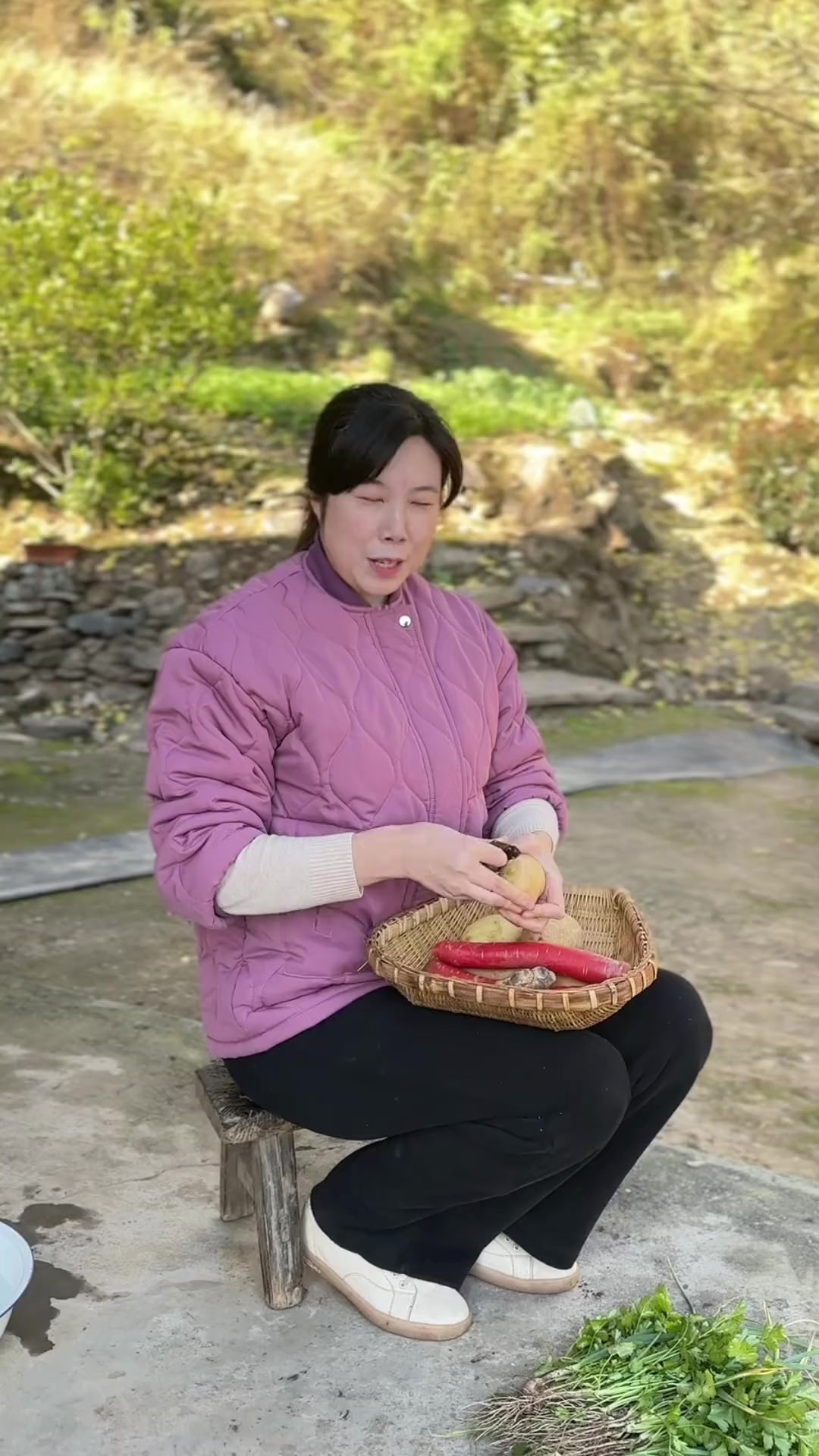洋芋丁丁腊肉饺子家乡的味道，兄弟姐妹们你们有多久没有吃过了