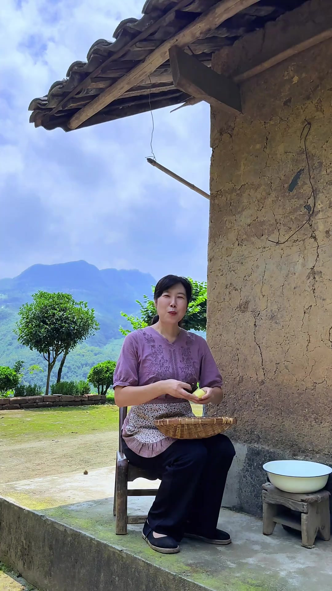 洋芋丁丁油炸饺子，比肉饺子还要香，大家可以按照同样方法试试