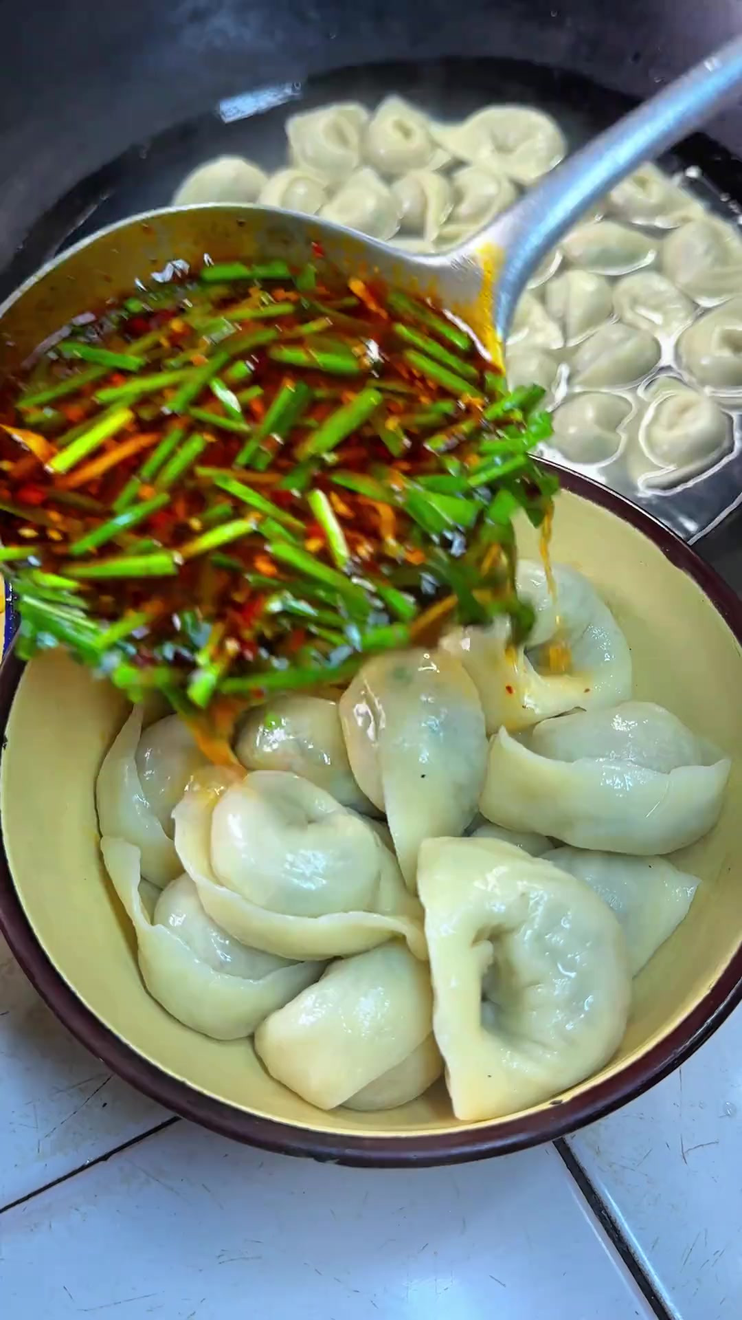 洋芋丁丁油渣饺子，每一口都是家乡的味道，比肉饺子还好吃