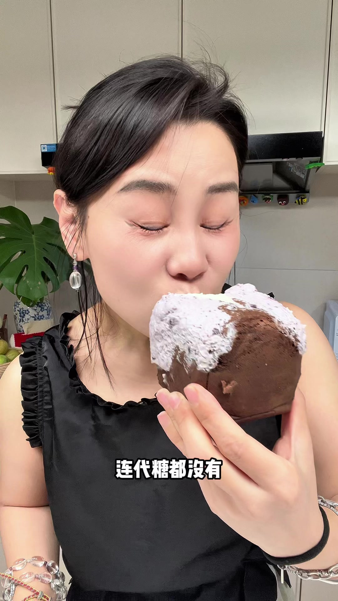 这要是在健身房摆摊，我就是顶流了