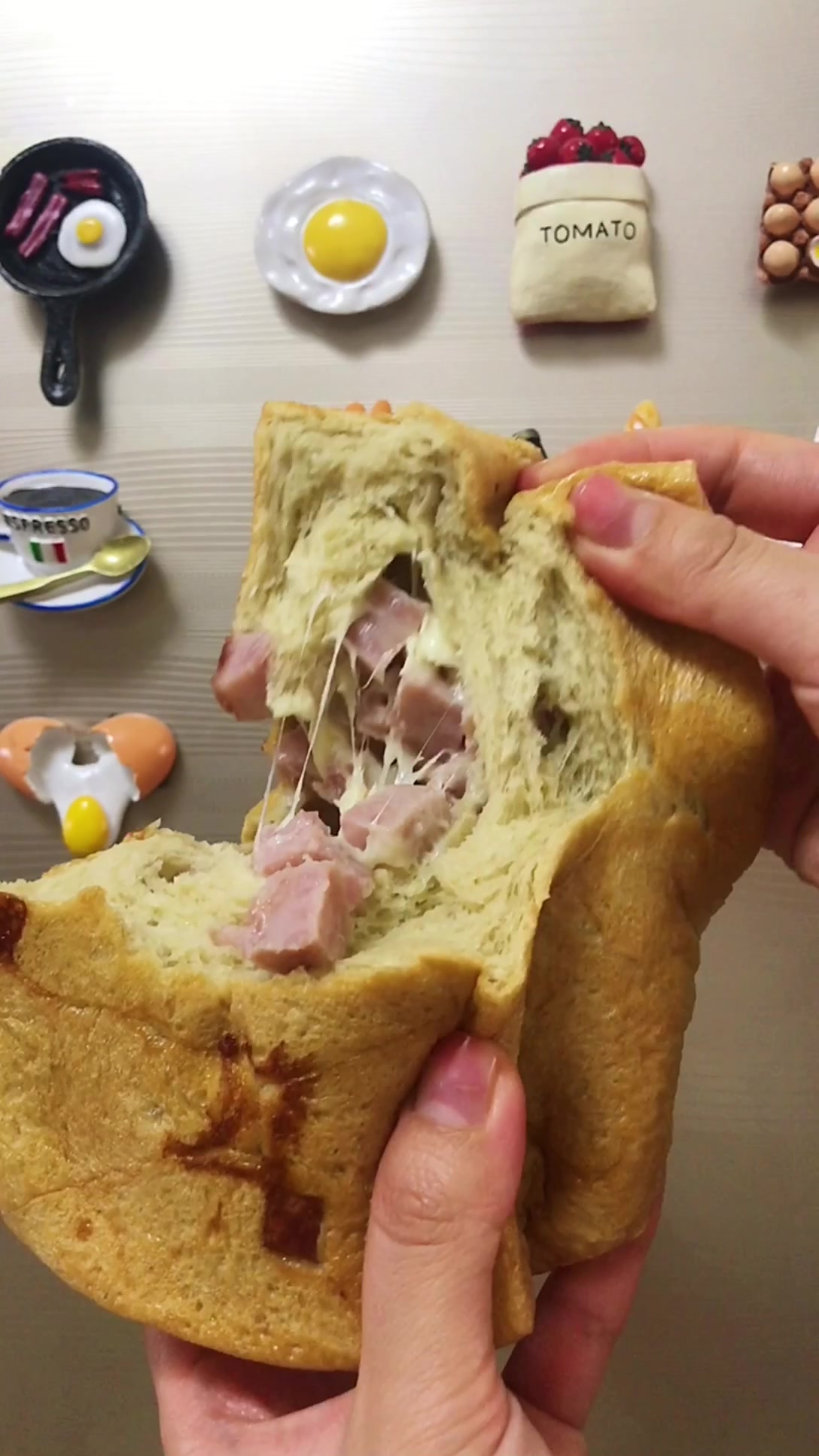 减脂期午餐肉芝士吐司狂吃一整个