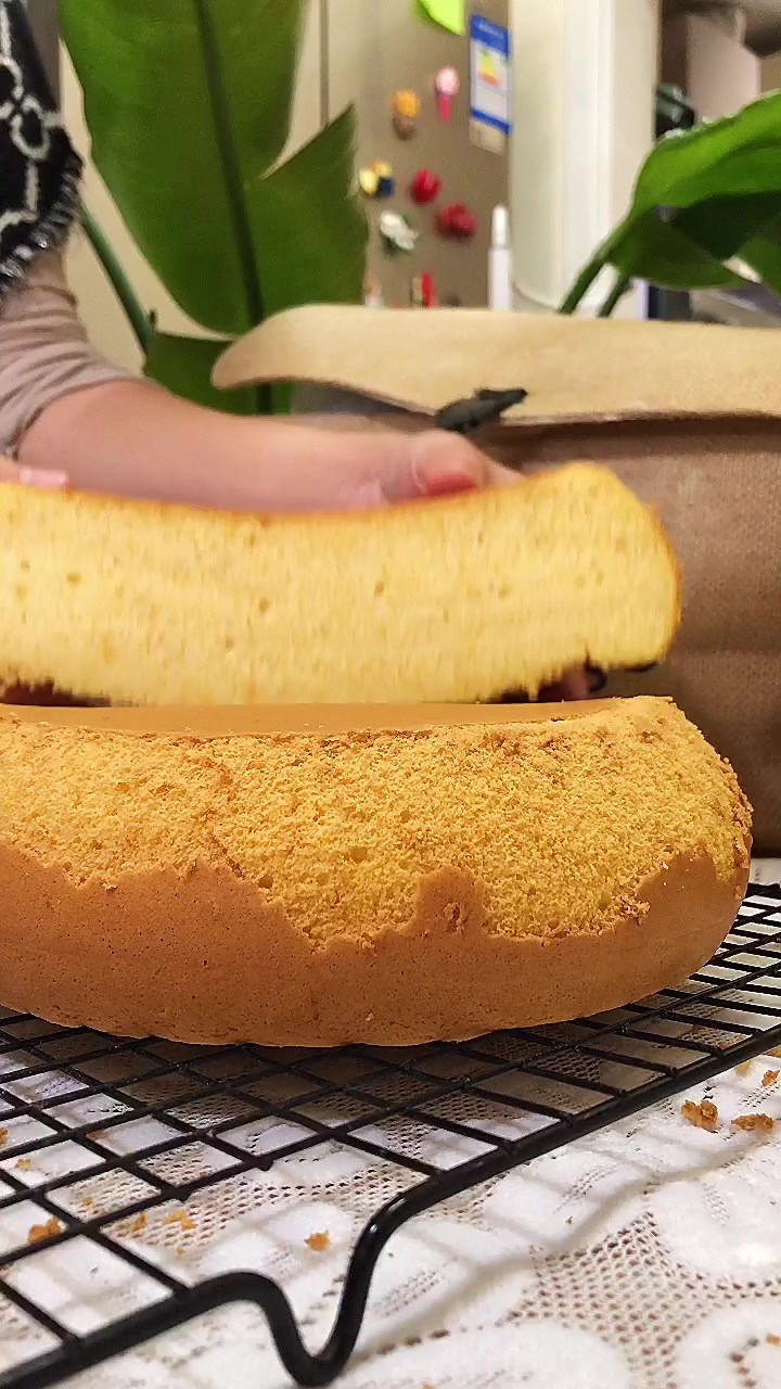 南瓜酸奶蛋糕，无油免烤箱，低脂低卡不长肉