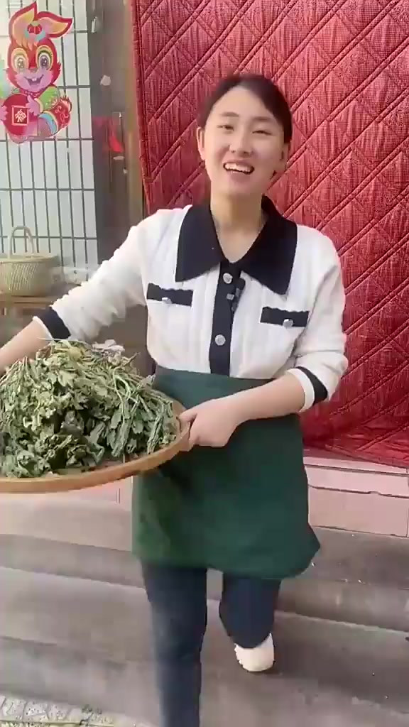 用晒干的萝卜缨子,做个玉米面的菜团子