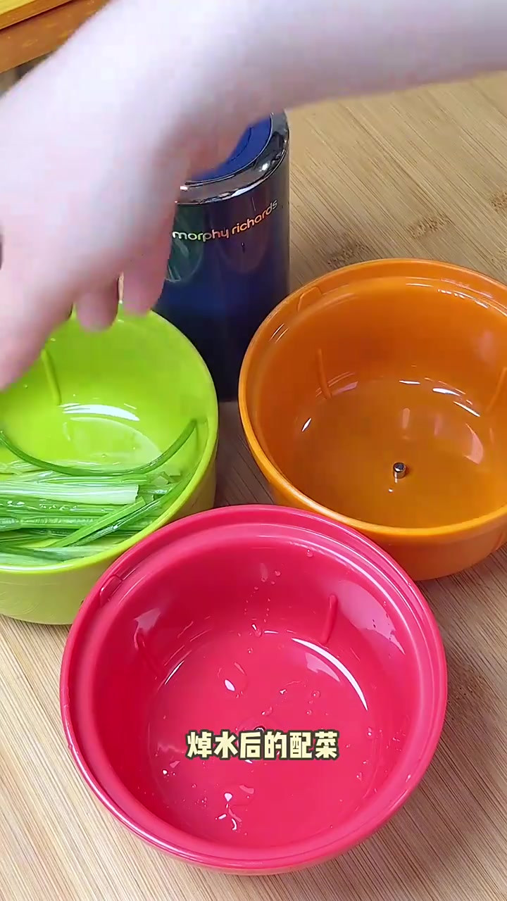 10个月以上的宝宝就能吃的小馄饨,6种万能馅料,5种包法