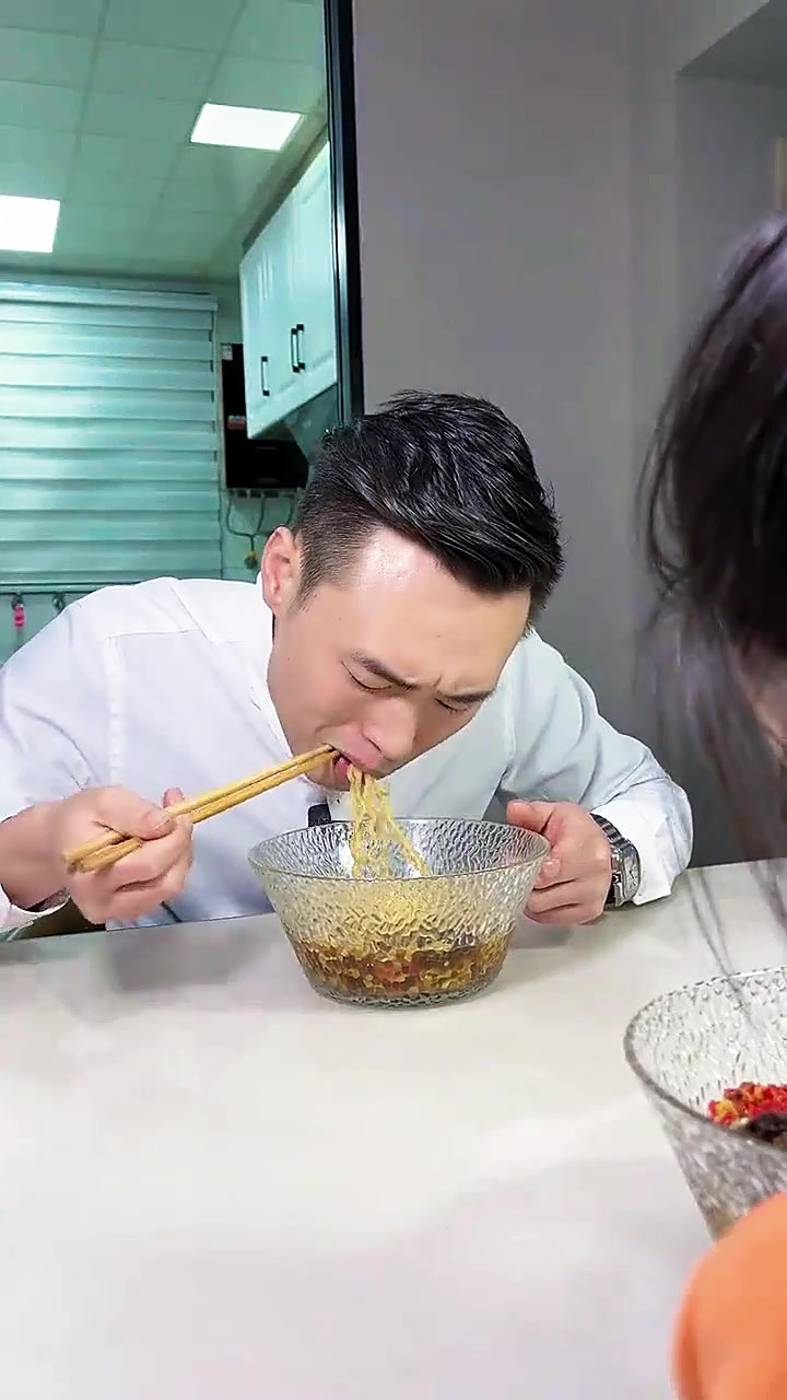 手工方便面，绝对健康美味，比卖的劲道多了