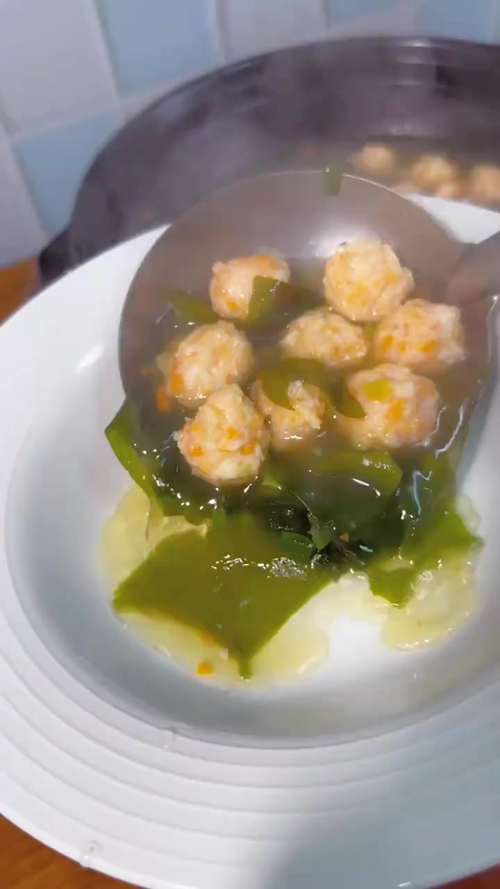 宝宝的辅食选择,裙带菜蛋花汤,好喝又营养