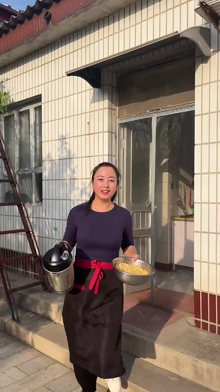 自己在家做的豆腐脑，鲜嫩爽滑，汤鲜味美