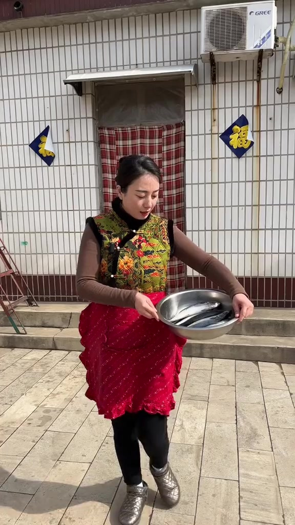 保定特色美食鲅鱼饼子,有爱吃的不要错过