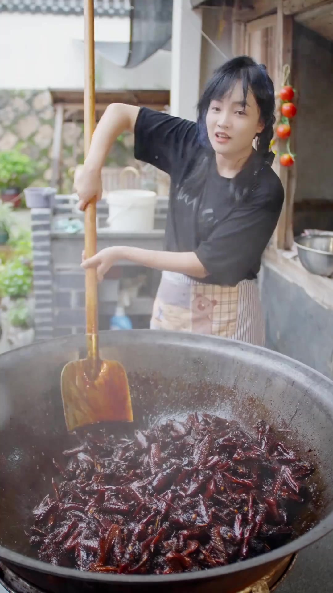 福鼎蜜汁鸡翅,来福鼎必吃美食蜜汁鸡翅,咸甜适口连骨头都浸润着