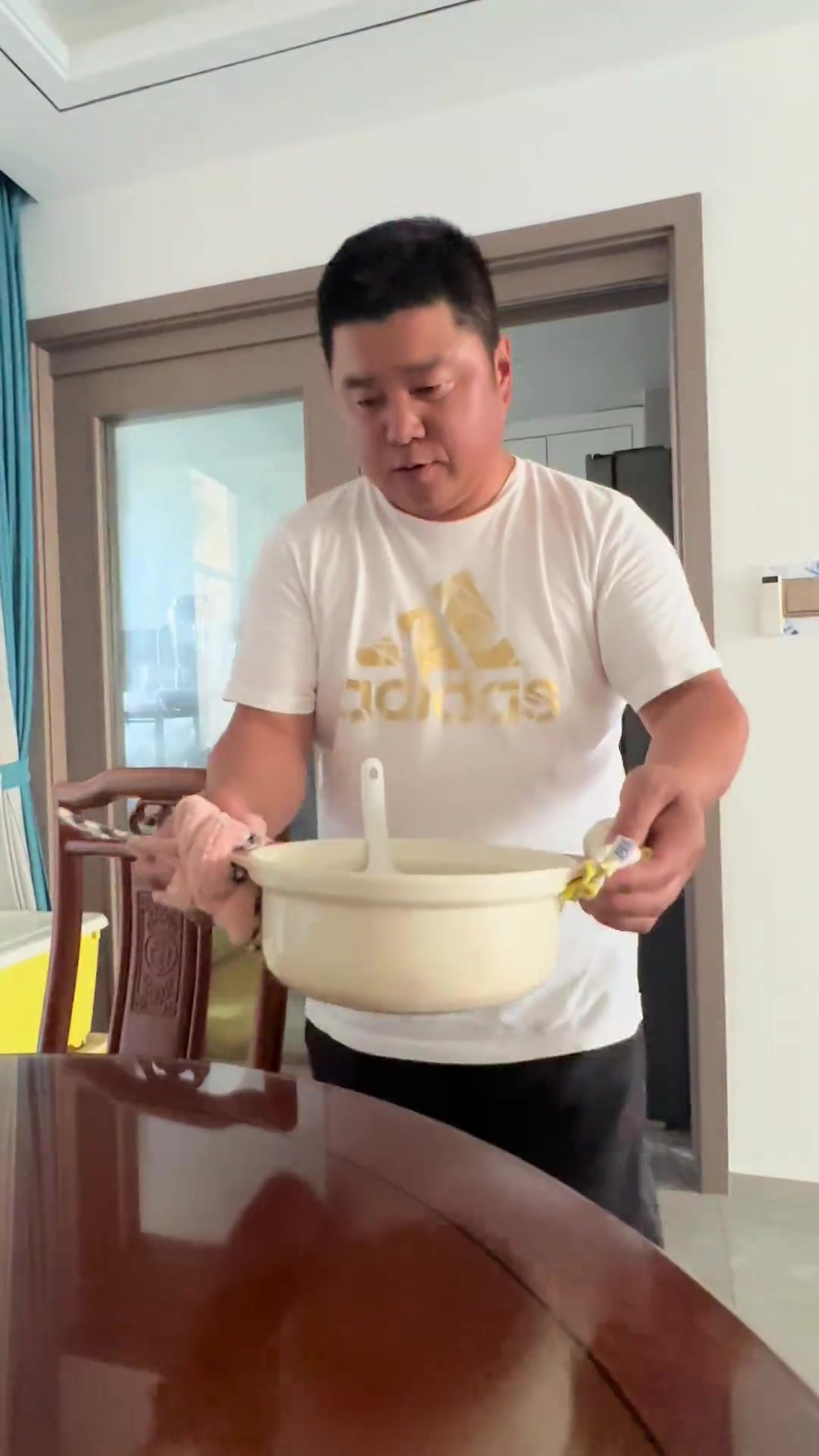 东北人在湛江做本地特色泥丁粥，新技能加一