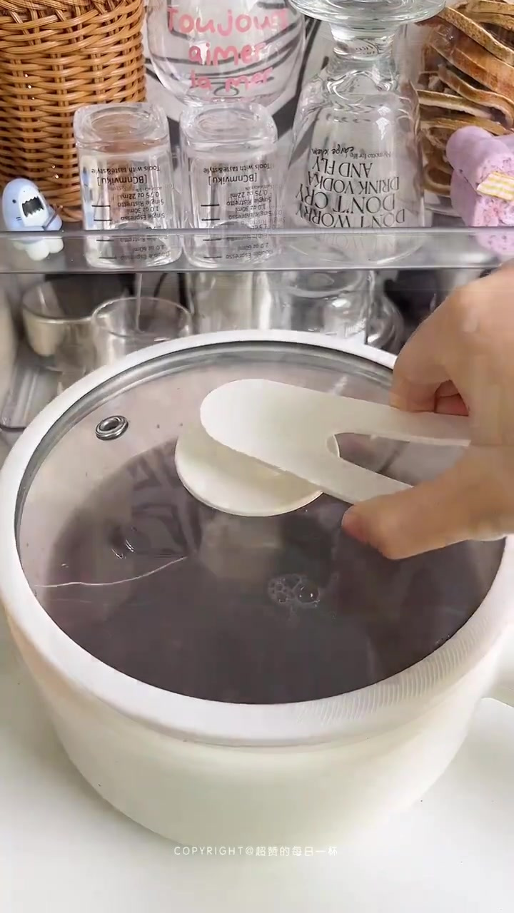 红豆燕麦奶茶,软糯香甜好喝