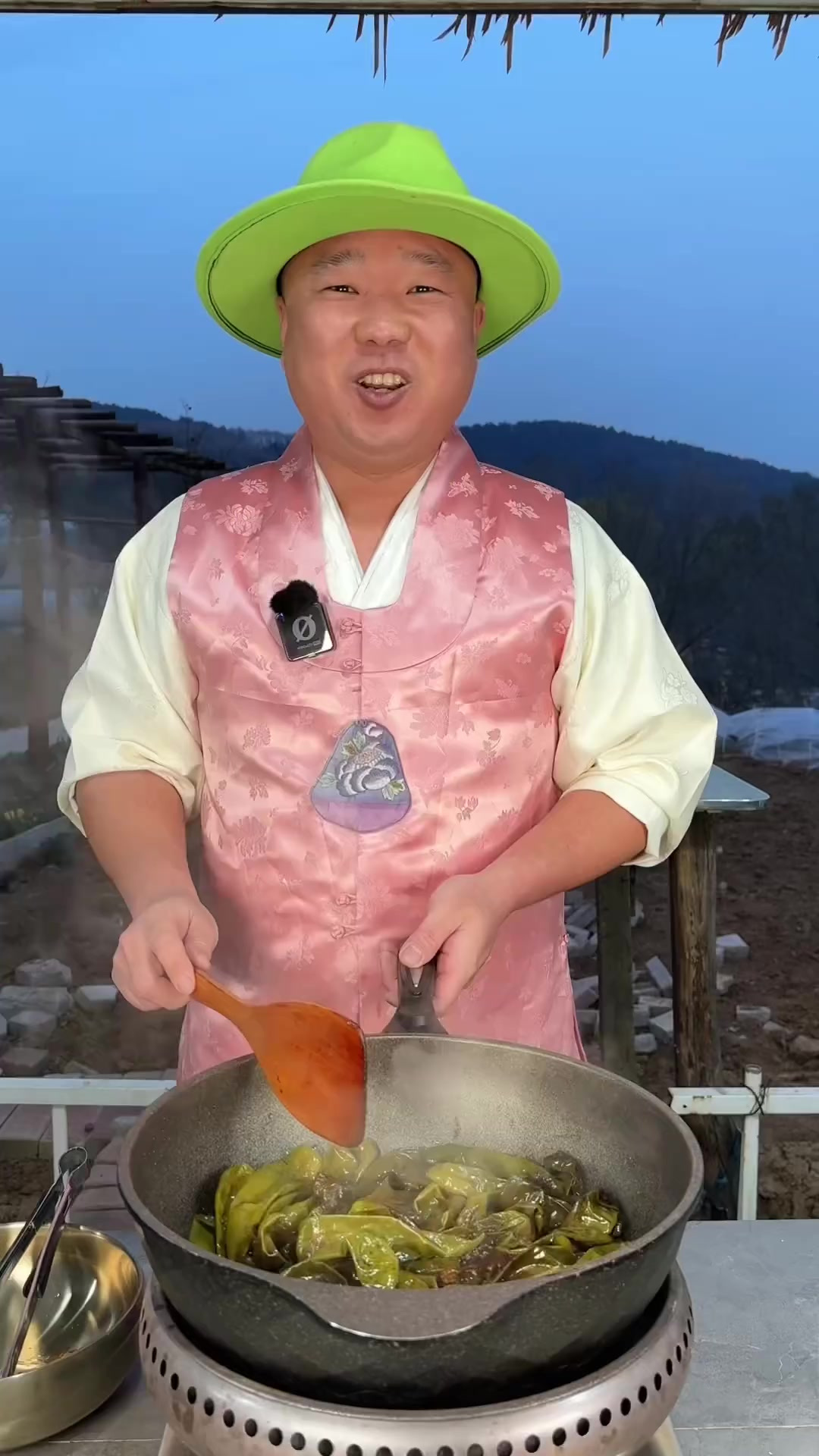 非常下饭的朝鲜族酱牛肉辣椒咸菜,我看谁还做糊锅的