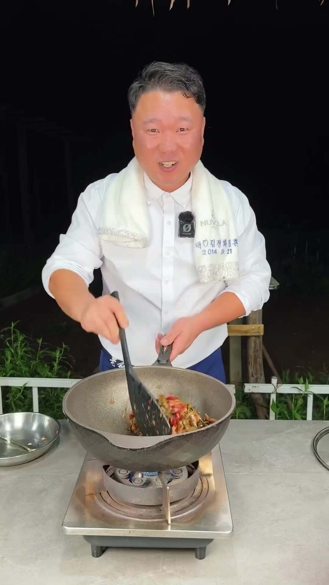 这个朝鲜族的干辣椒炒牛肉一定要学了做，真的太好吃了