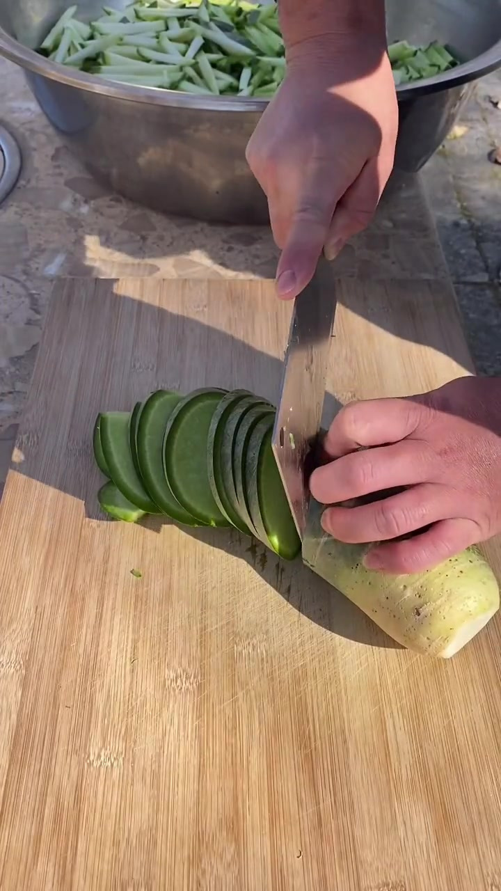 朝鲜族拌干萝卜条的做法,分享给大家