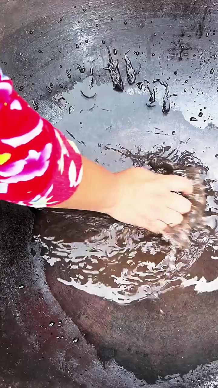 农村人的零嘴,可以整一个烟熏鸡架尝尝