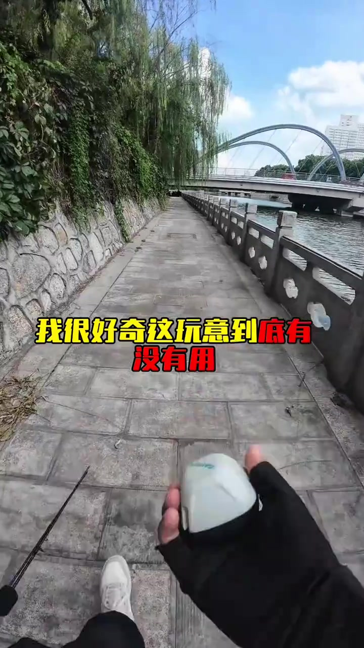 路亚探鱼器有用吗，你们觉得好用吗