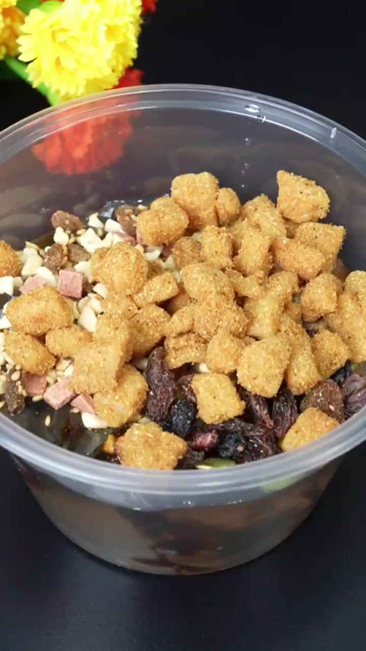 糍粑冰粉的制作过程来了，从做小糍粑到手搓冰粉全都有