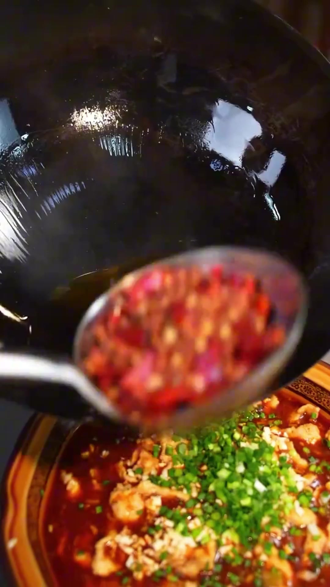 肉片还能这样吃，徒手拈豆花是一门技术哦