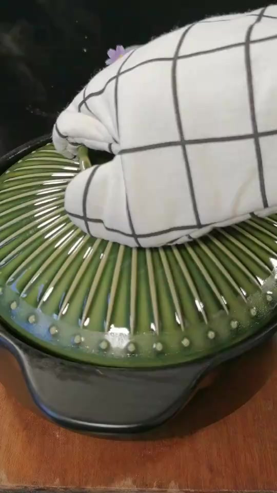 看似简单的煲汤还是要讲究过程的,今天分享广式老火靓汤