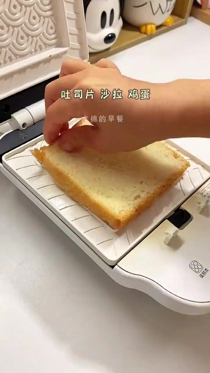 虾仁三明治蔬菜鸡蛋饼点起床给孩子做了一顿营养丰盛的早餐