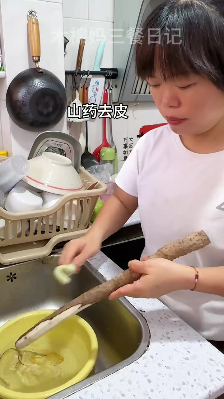 炸鸡排这样做外酥里嫩，一点都不柴