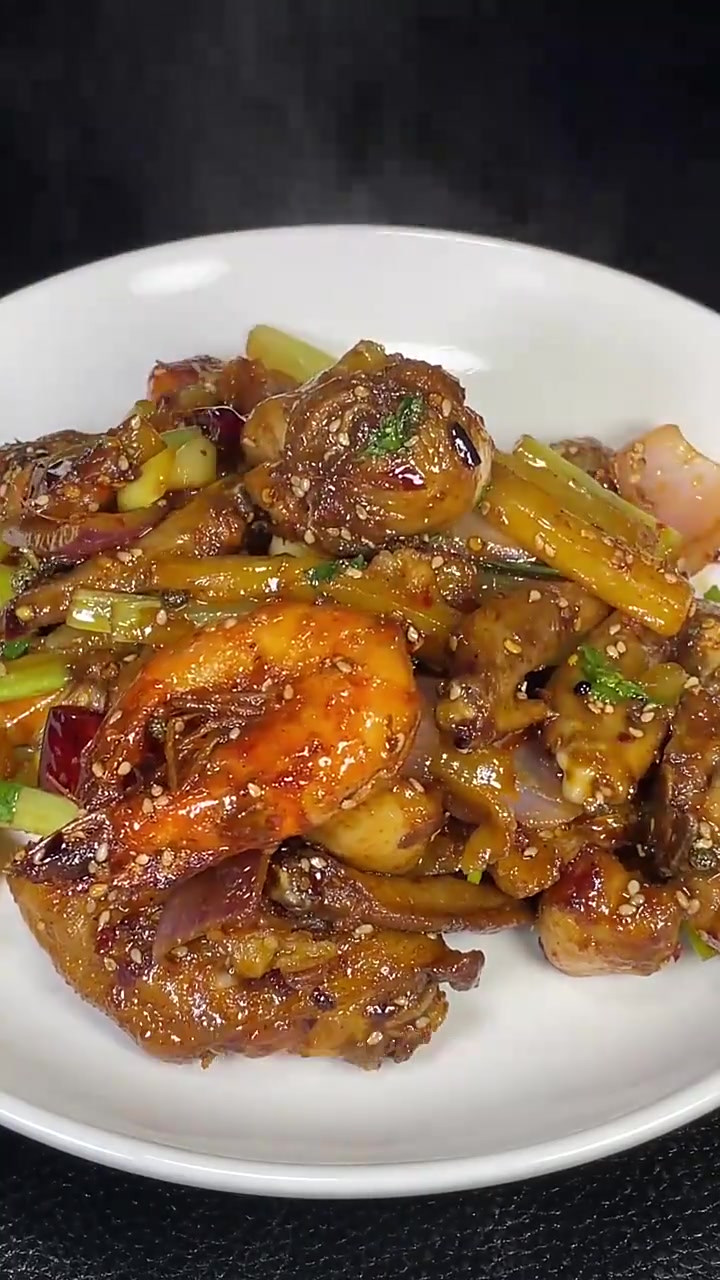 麻辣香锅在家里,怎么做才好吃呢