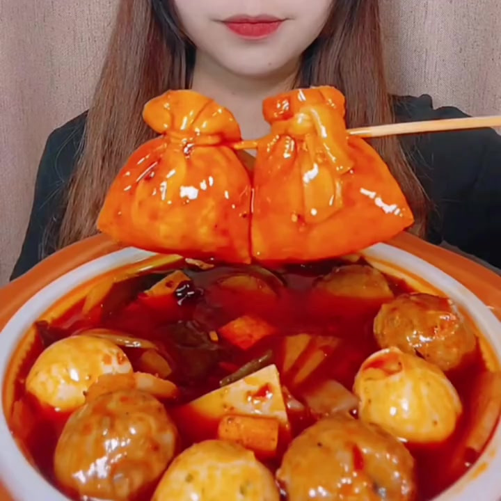 小火锅来啦，看看有什么菜