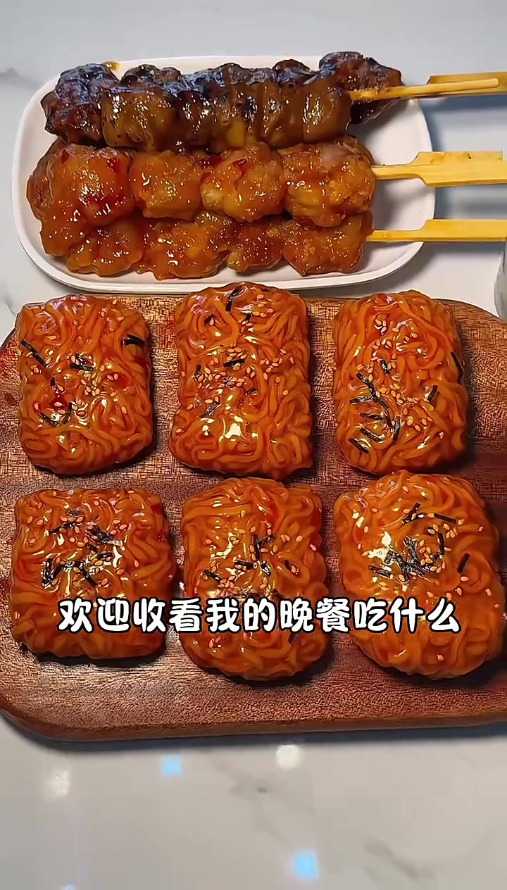 香辣春卷火鸡面,解暑小丸子,绝