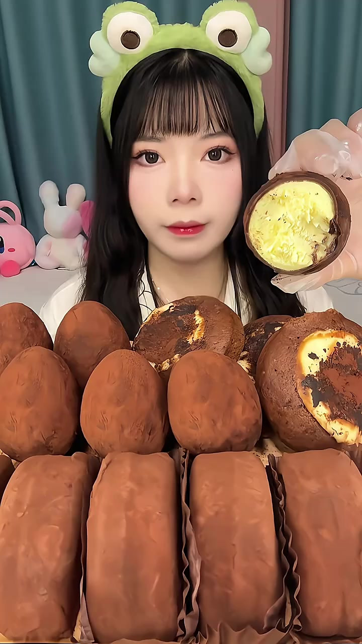 巧克力乳酪金蛋,脏脏饼干太好吃了