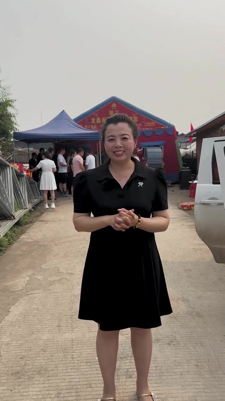 今天大侄女升学宴太热闹了，真高兴啊