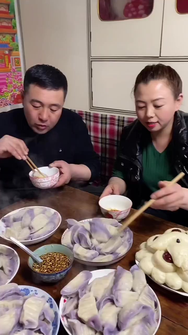 你们爱吃饺子吗，我们东北人的生活离不开饺子啊