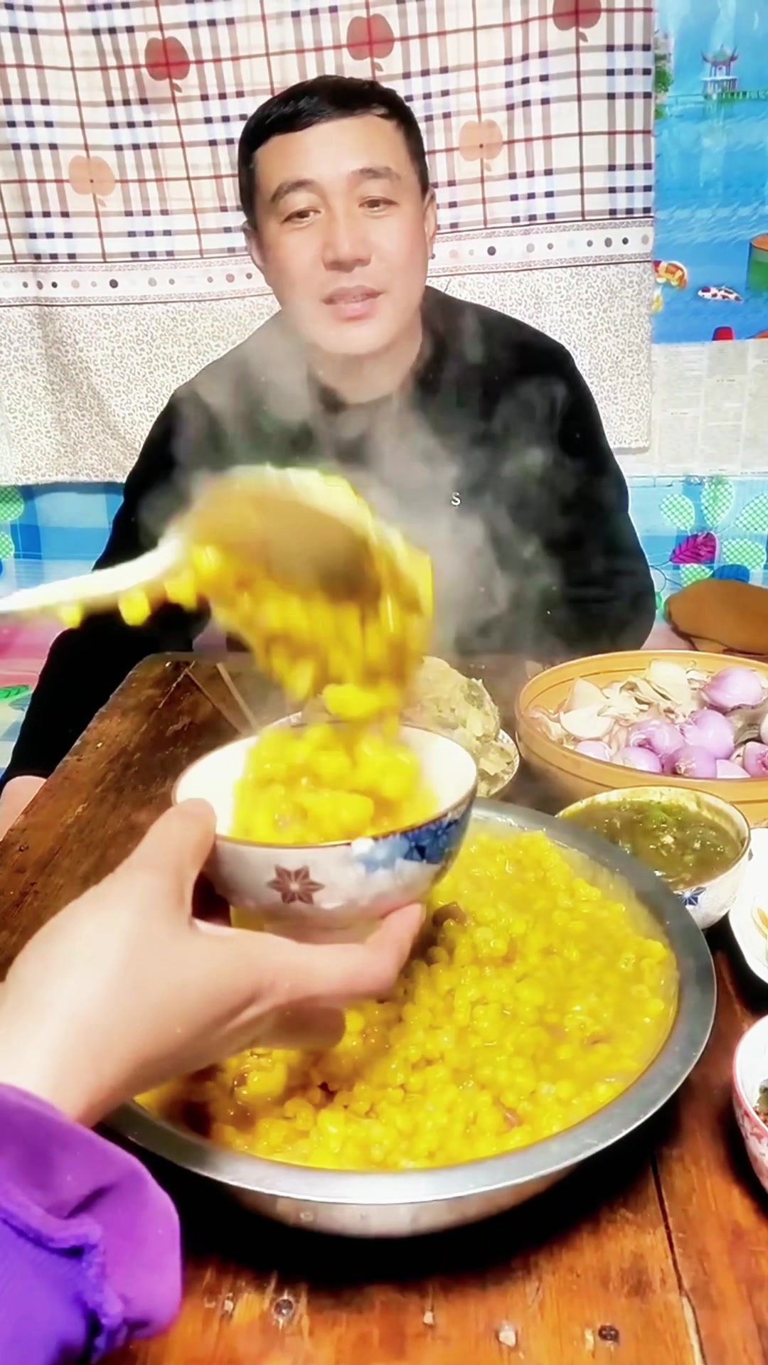 大碴粥配上小咸菜，这生活是真的美呀