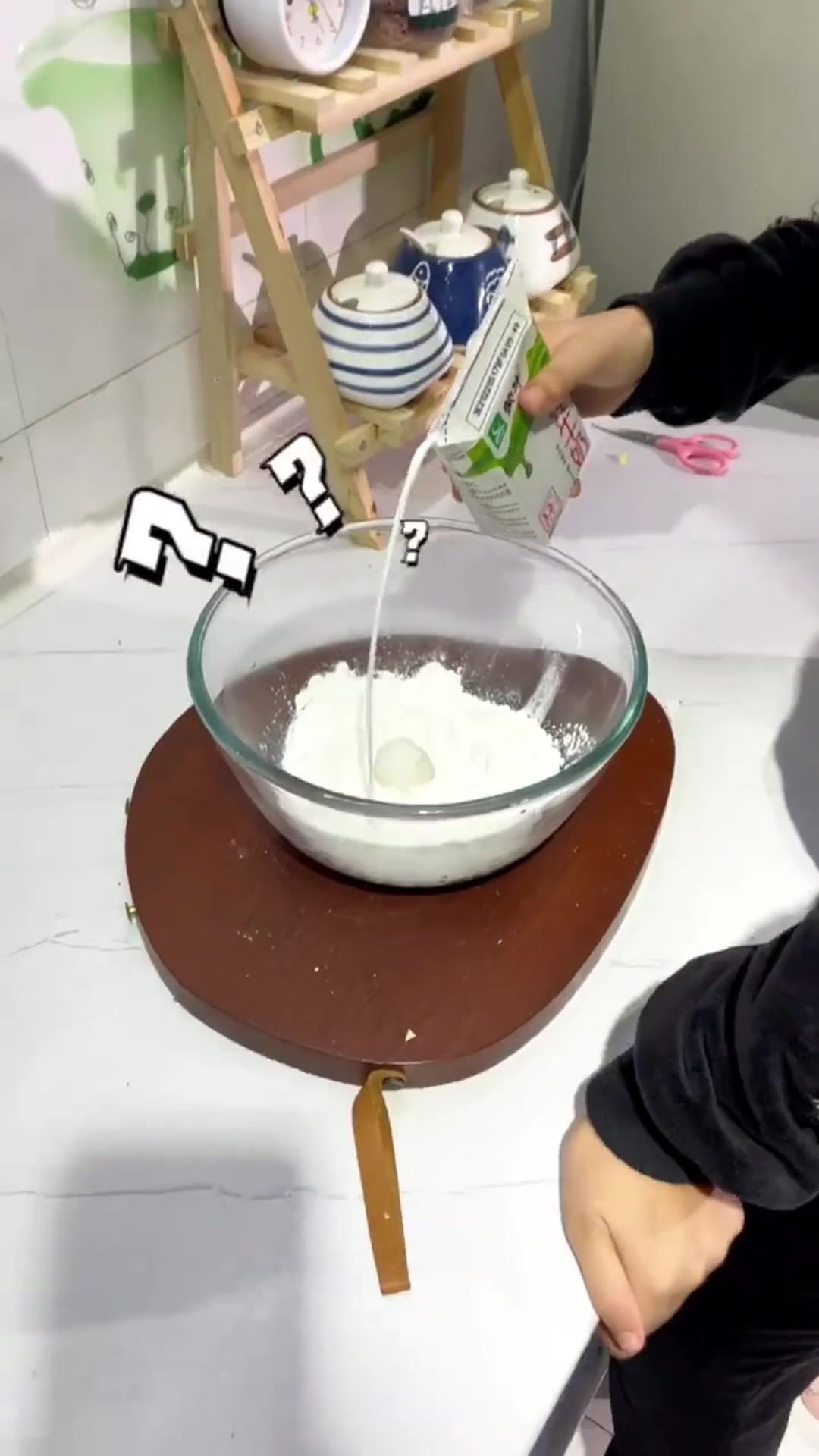 给女儿做夜市爆的奶盖糯米丸子，简直太好吃了