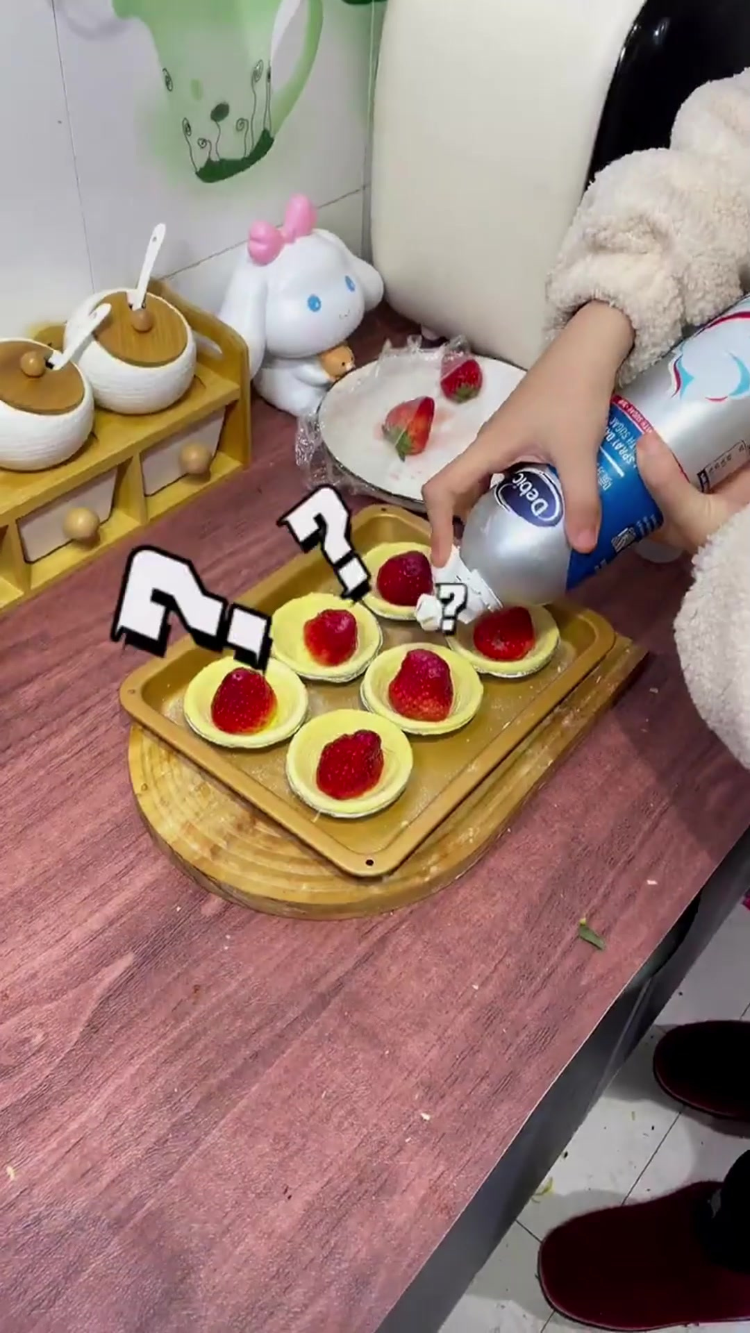 如何给女儿做，超可爱的草莓蛋挞