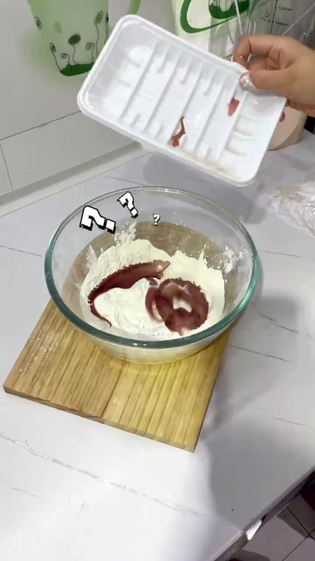 没想到在家里给女儿做章鱼小丸子，味道都把隔壁小孩馋哭了