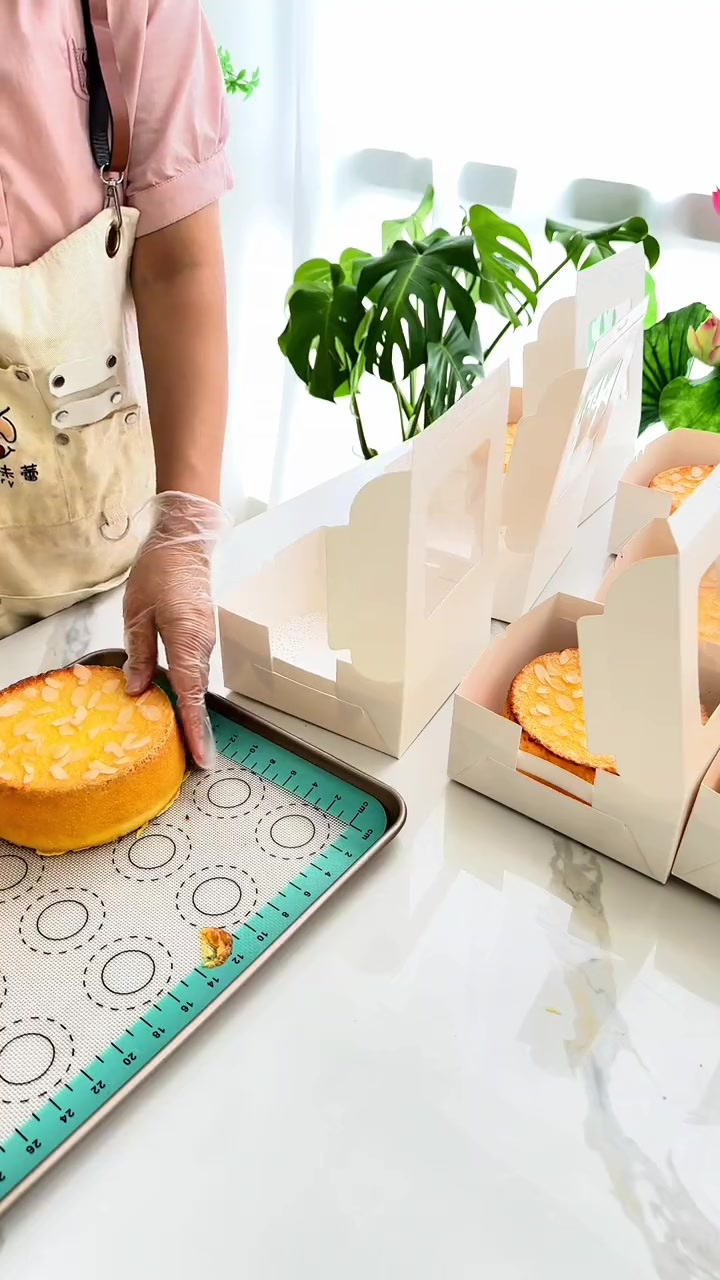 岩烧乳酪蛋糕，私房卖爆