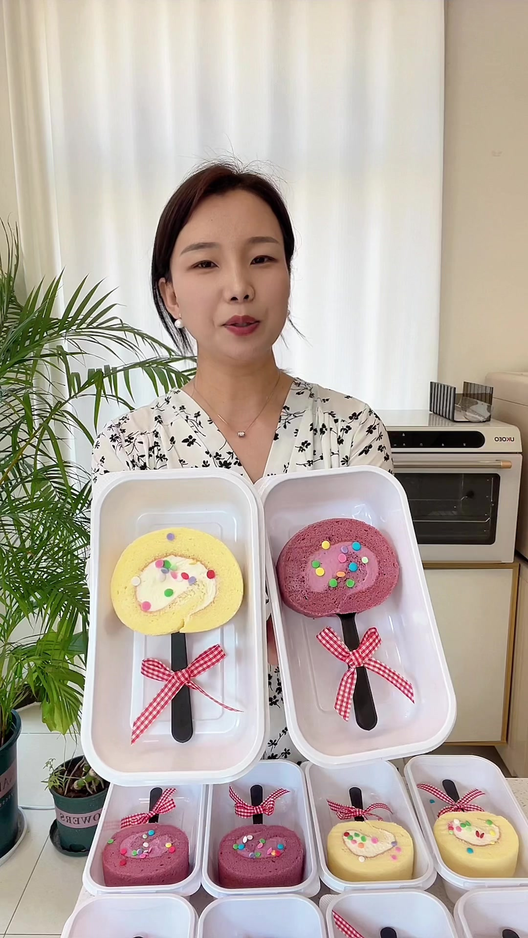 最近朋友圈爆单的棒棒糖蛋糕