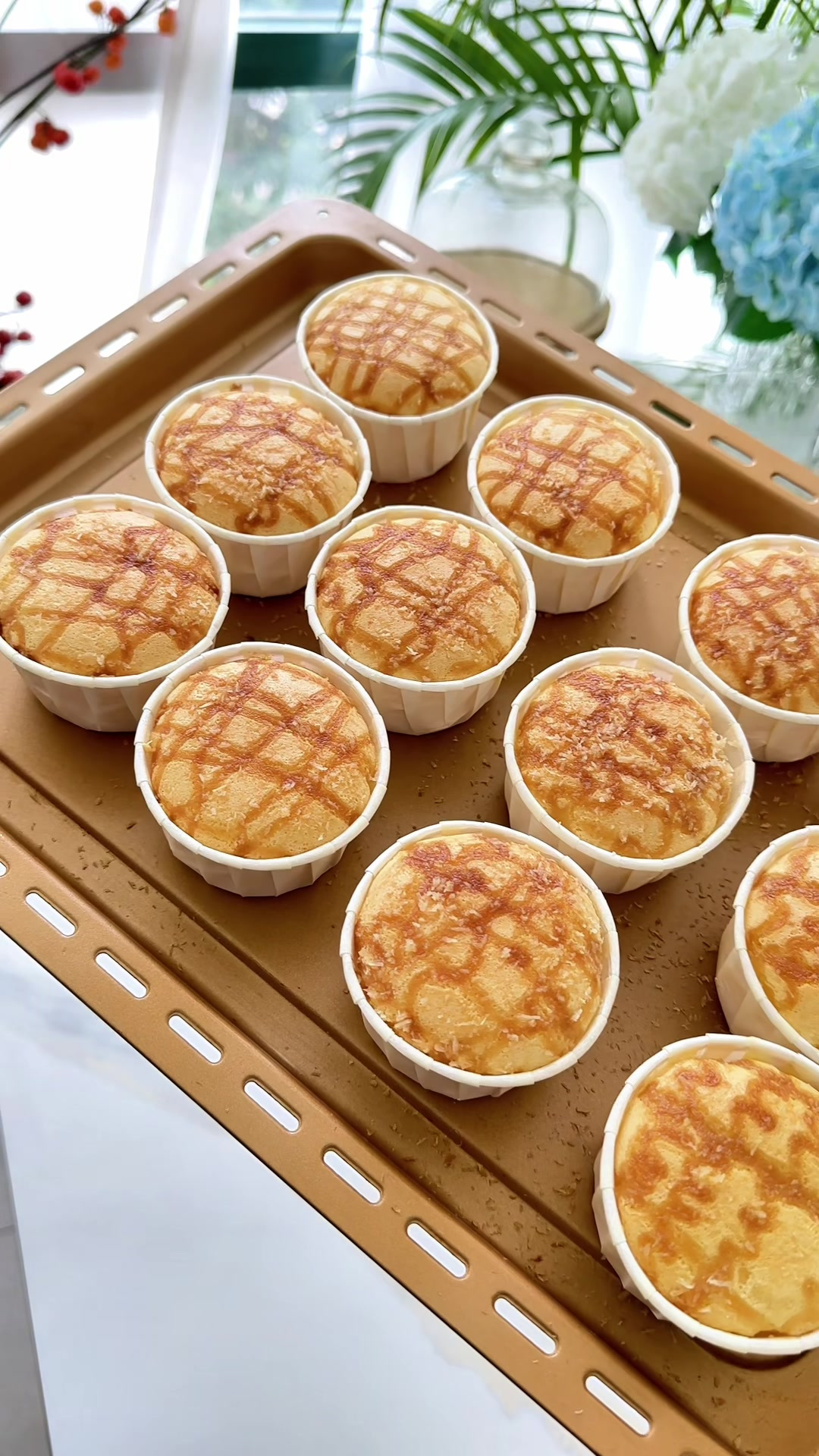 怎么会有这么香的小蛋糕啊