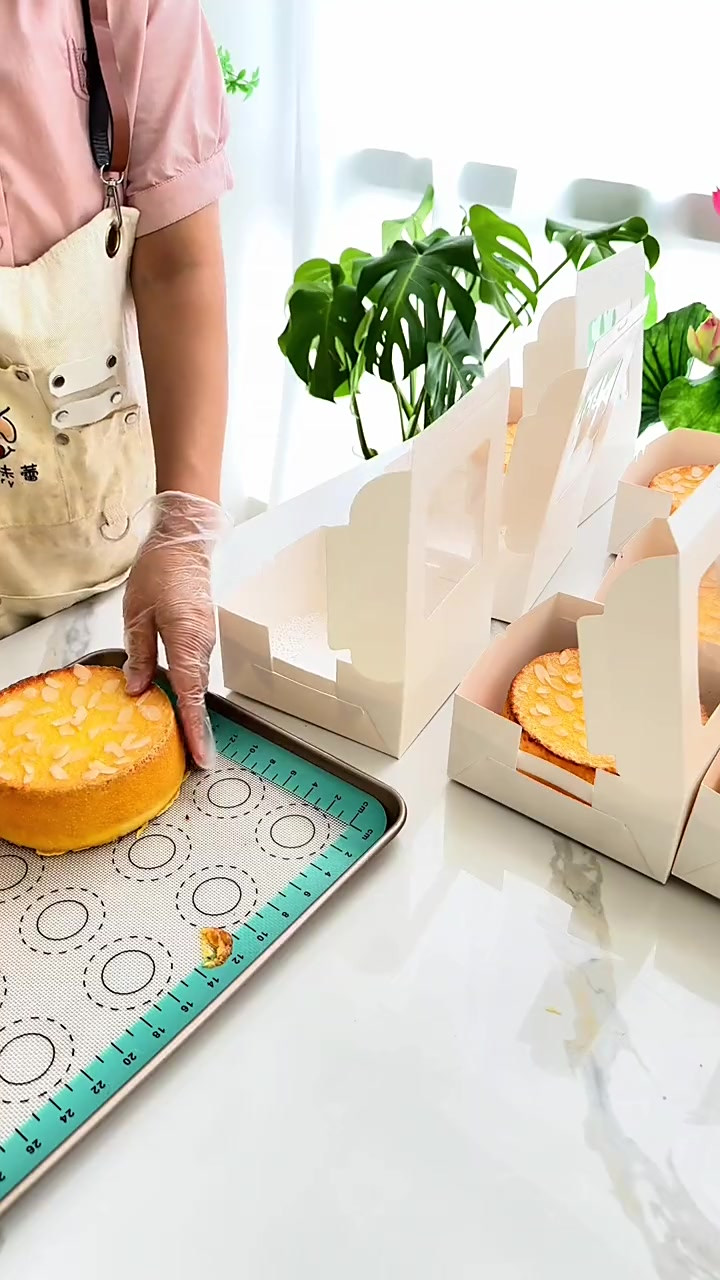 岩烧乳酪蛋糕，私房卖爆