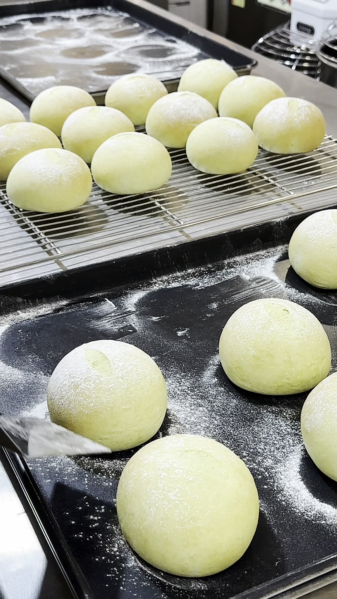 超迷恋香草凤梨米面包