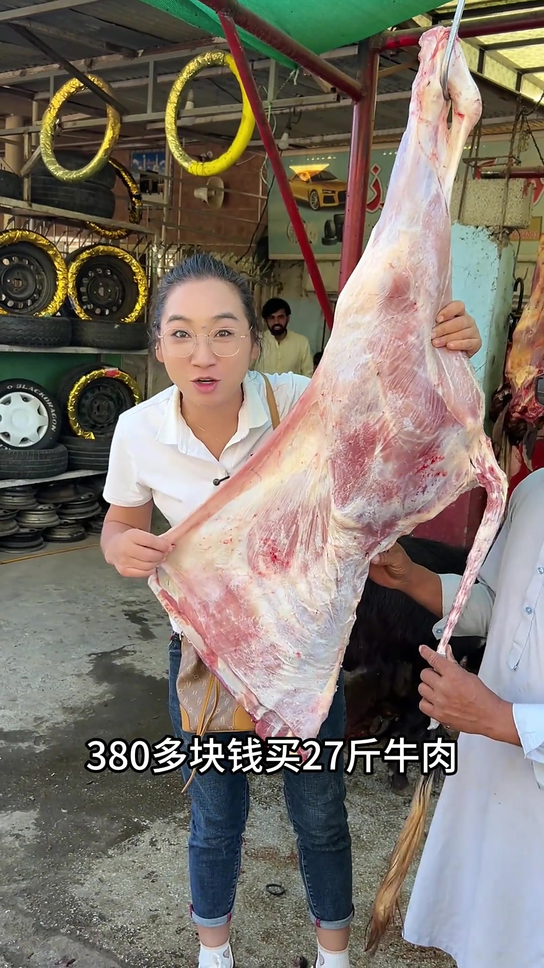 在巴基斯坦请全村人吃一顿饭,需要花多少钱