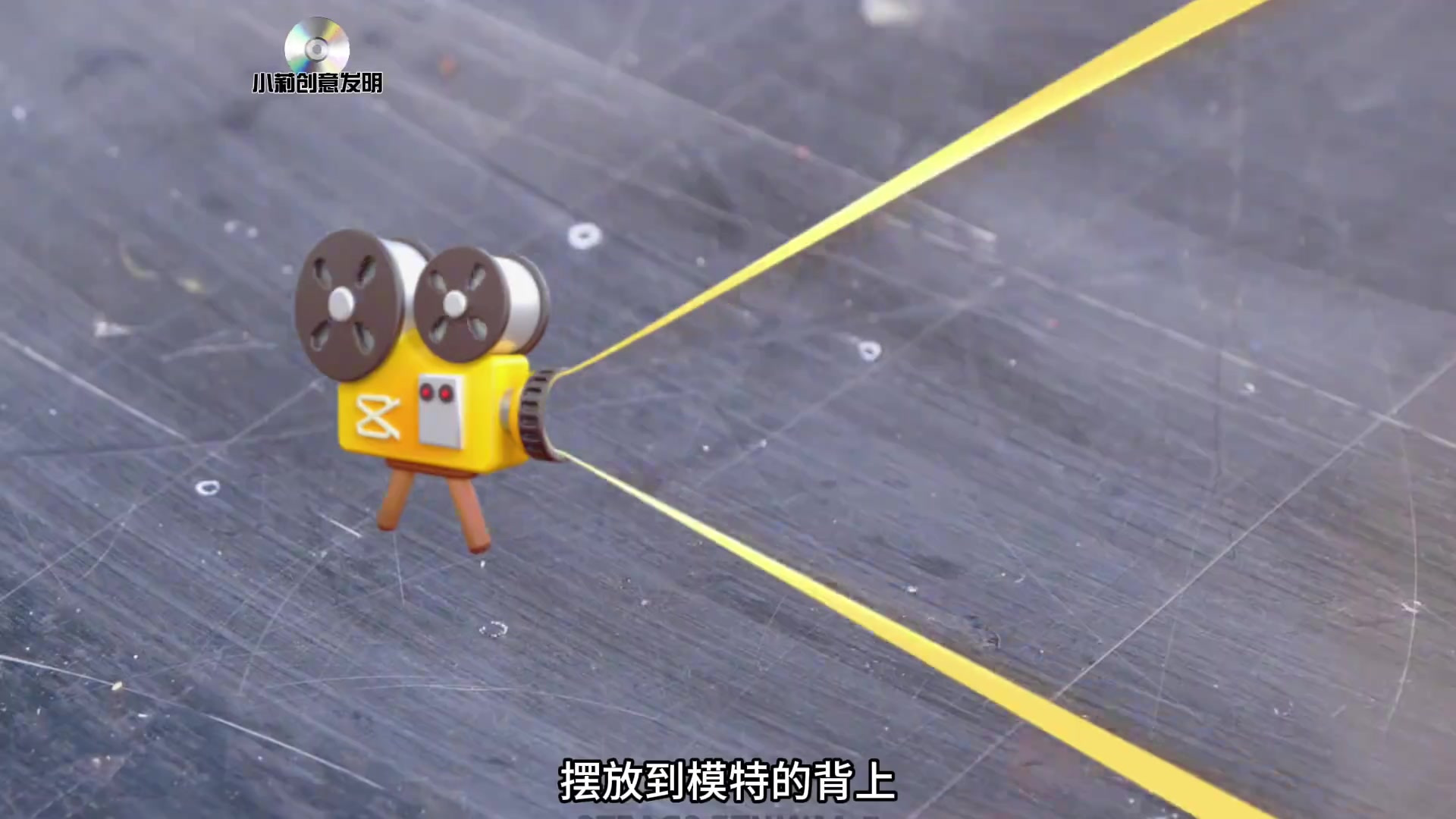 工匠师傅竟然利用吃完的鸡骨头打造一件衣服配饰,创意制作发明